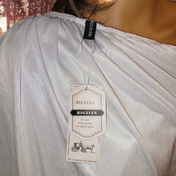 𝅺VELVET Cloak Full Length Hooded Adult White Cape New Comicon T37 - Picture 5 of 5